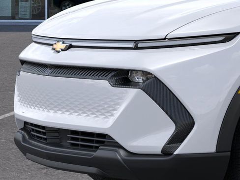 New 2026 Chevrolet Equinox EV LT image 37