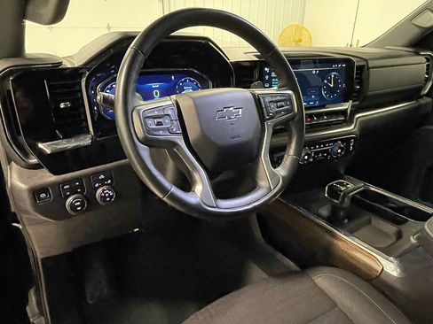 Used 2023 Chevrolet Silverado 1500 RST w/ Z71 Off-Road Package image 21