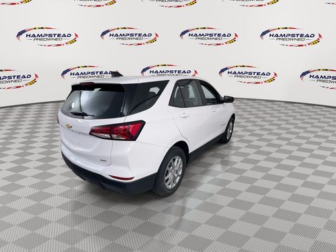 Used 2022 Chevrolet Equinox LS AWD/4WD image 8