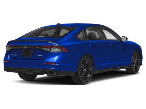 Used 2024 Honda Accord Sport image 2