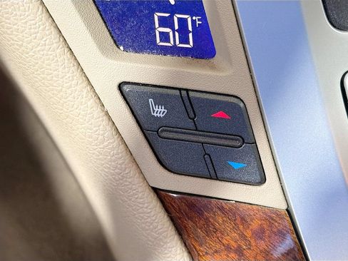 Used 2013 Cadillac CTS Luxury w/ Wood Trim Package AWD/4WD image 21