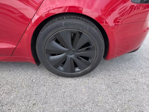 Used 2022 Tesla Model S image 11