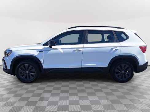 Used 2022 Volkswagen Taos S image 8