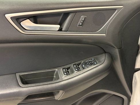 Used 2023 Ford Edge SEL image 19