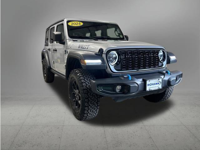 Used 2024 Jeep Wrangler Unlimited AWD/4WD image 8