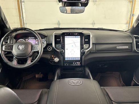 Used 2023 RAM 1500 Laramie AWD/4WD image 18
