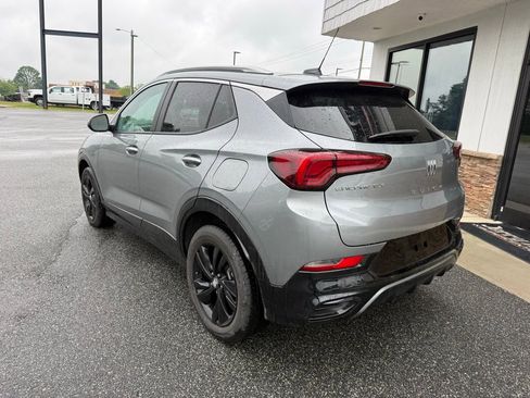 Used 2024 Buick Encore GX Sport Touring FWD image 6