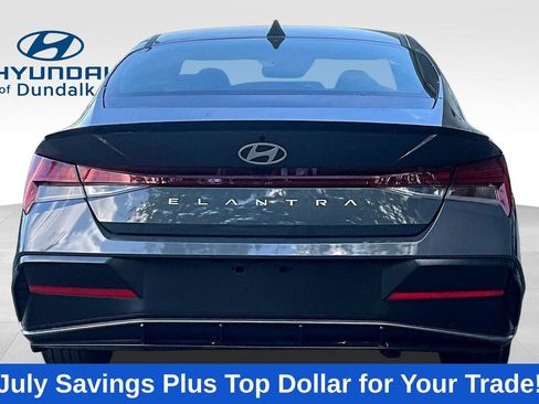 Used 2026 Hyundai Elantra SEL Sport Premium w/ Cargo Package FWD image 7