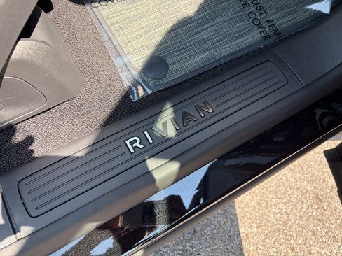 Used 2026 Rivian R1S Adventure AWD/4WD image 47