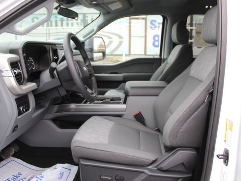 New 2026 Ford F350 XLT w/ FX4 Off-Road Package image 22