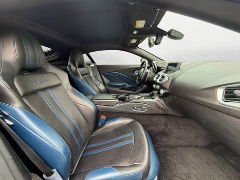 Used 2019 Aston Martin V8 Vantage Coupe RWD image 10