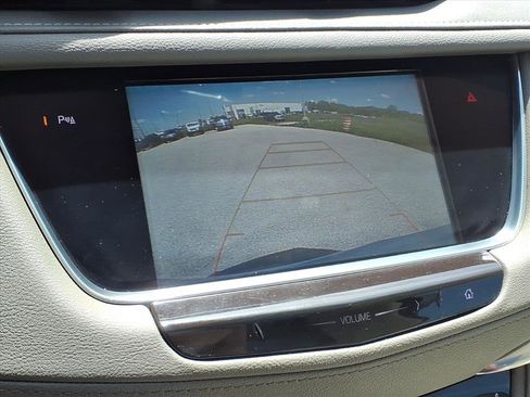 Used 2019 Cadillac XT5 Luxury FWD image 6