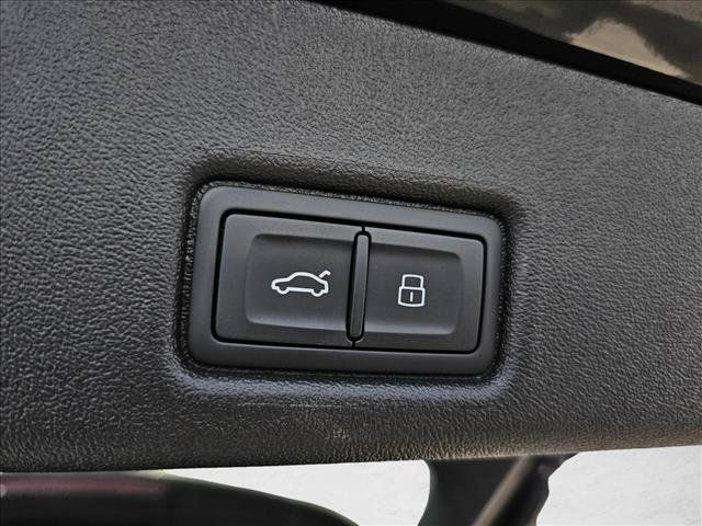 New 2026 Audi Q5 Premium AWD/4WD image 23