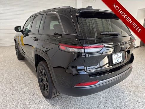 New 2026 Jeep Grand Cherokee Altitude AWD/4WD image 5
