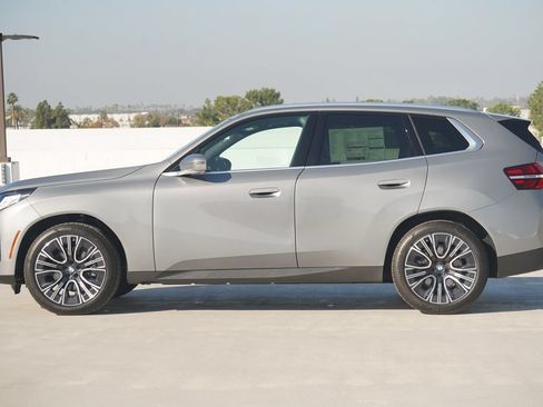 Used 2026 BMW X3 xDrive30i w/ Convenience Package AWD/4WD image 4