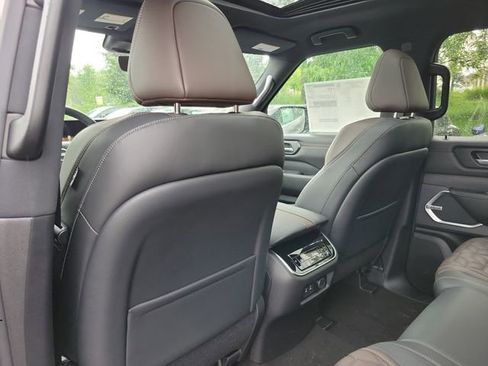 New 2025 Nissan Armada Platinum w/ Convenience Package AWD/4WD image 30