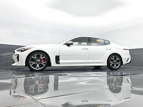 Used 2018 Kia Stinger GT AWD/4WD image 23