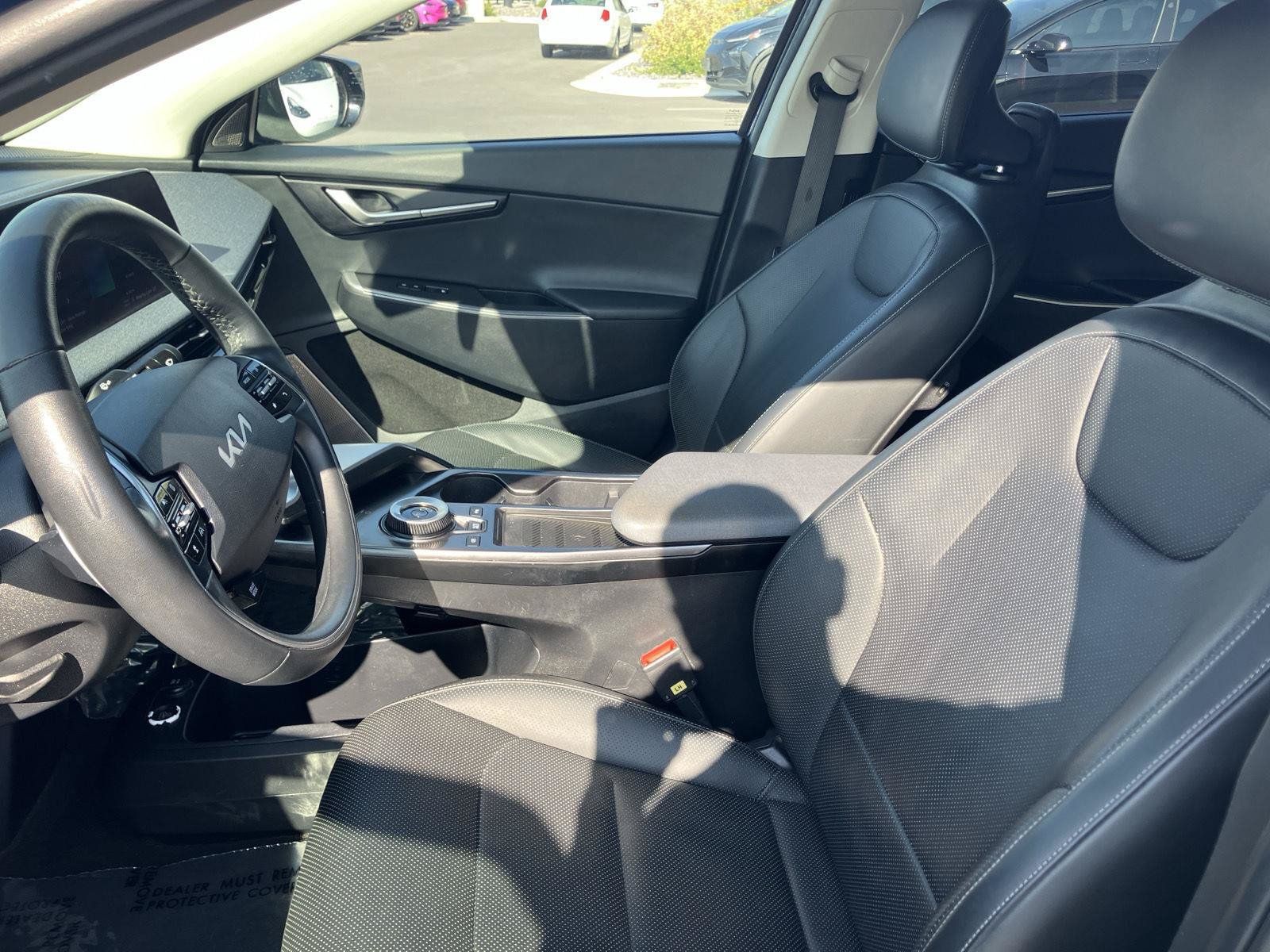 Used 2022 Kia EV6 Wind w/ Wind Technology Package AWD/4WD image 14