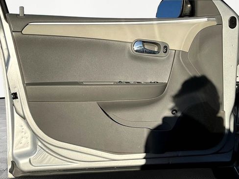 Used 2012 Chevrolet Malibu LS w/ LS Uplevel Package image 18