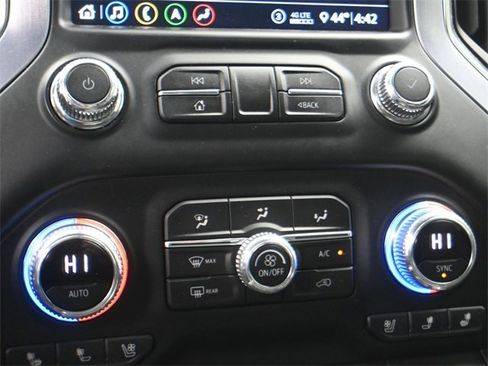 Used 2020 GMC Sierra 1500 SLT w/ SLT Premium Package image 19