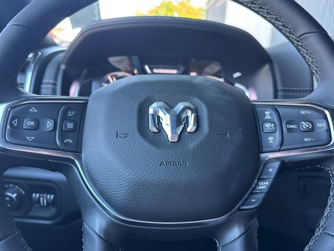 New 2026 RAM 2500 Laramie AWD/4WD image 22