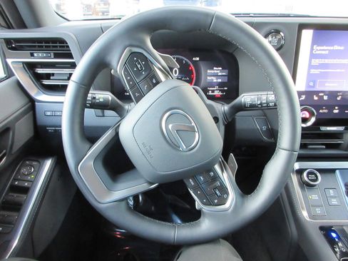 Used 2024 Lexus GX 550 AWD/4WD image 41
