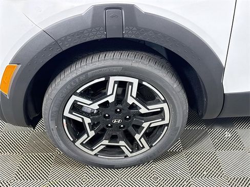 New 2025 Hyundai Santa Cruz Limited image 3
