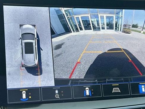 Certified 2024 Cadillac XT6 Premium Luxury w/ Technology Package FWD image 29