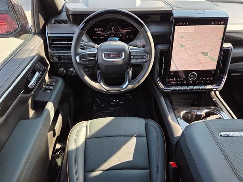New 2026 GMC Yukon XL AT4 w/ AT4 Premium Plus Package AWD/4WD image 4