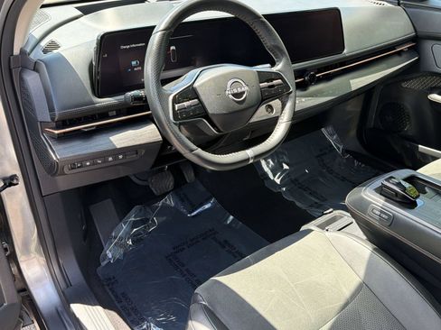 Used 2023 Nissan Ariya FWD image 4