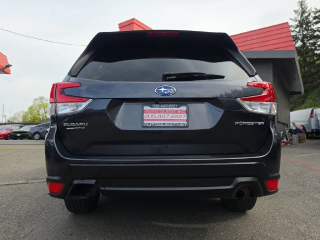 Used 2019 Subaru Forester Premium AWD/4WD image 24