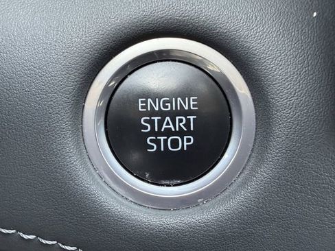 Certified 2024 Toyota Highlander LE image 19