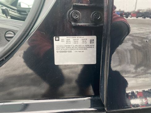 Used 2016 Chevrolet Malibu LT w/ Power Convenience Package image 19