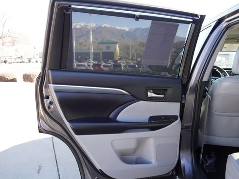 Certified 2019 Toyota Highlander Limited image 20