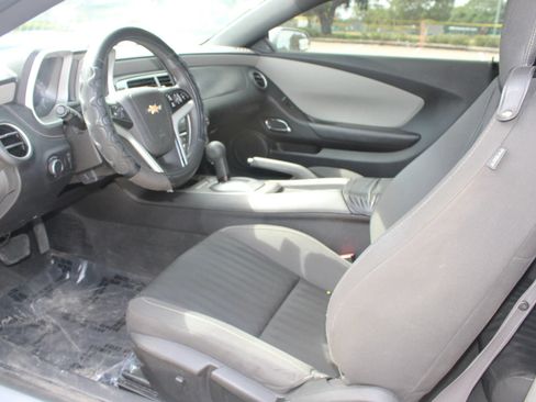 Used 2015 Chevrolet Camaro LS RWD image 9