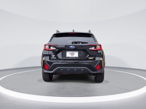 Used 2025 Subaru Crosstrek 2.5i Sport AWD/4WD image 6