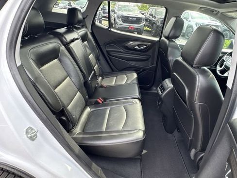 Certified 2022 GMC Terrain SLT w/ Infotainment Package II image 28