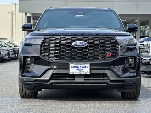 New 2026 Ford Explorer ST image 3