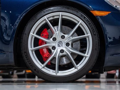 Used 2019 Porsche 911 Carrera S RWD image 16
