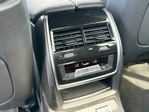 Certified 2025 BMW X7 xDrive40i w/ M Sport Package AWD/4WD image 27