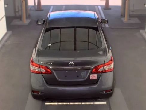 Used 2015 Nissan Sentra S FWD image 4
