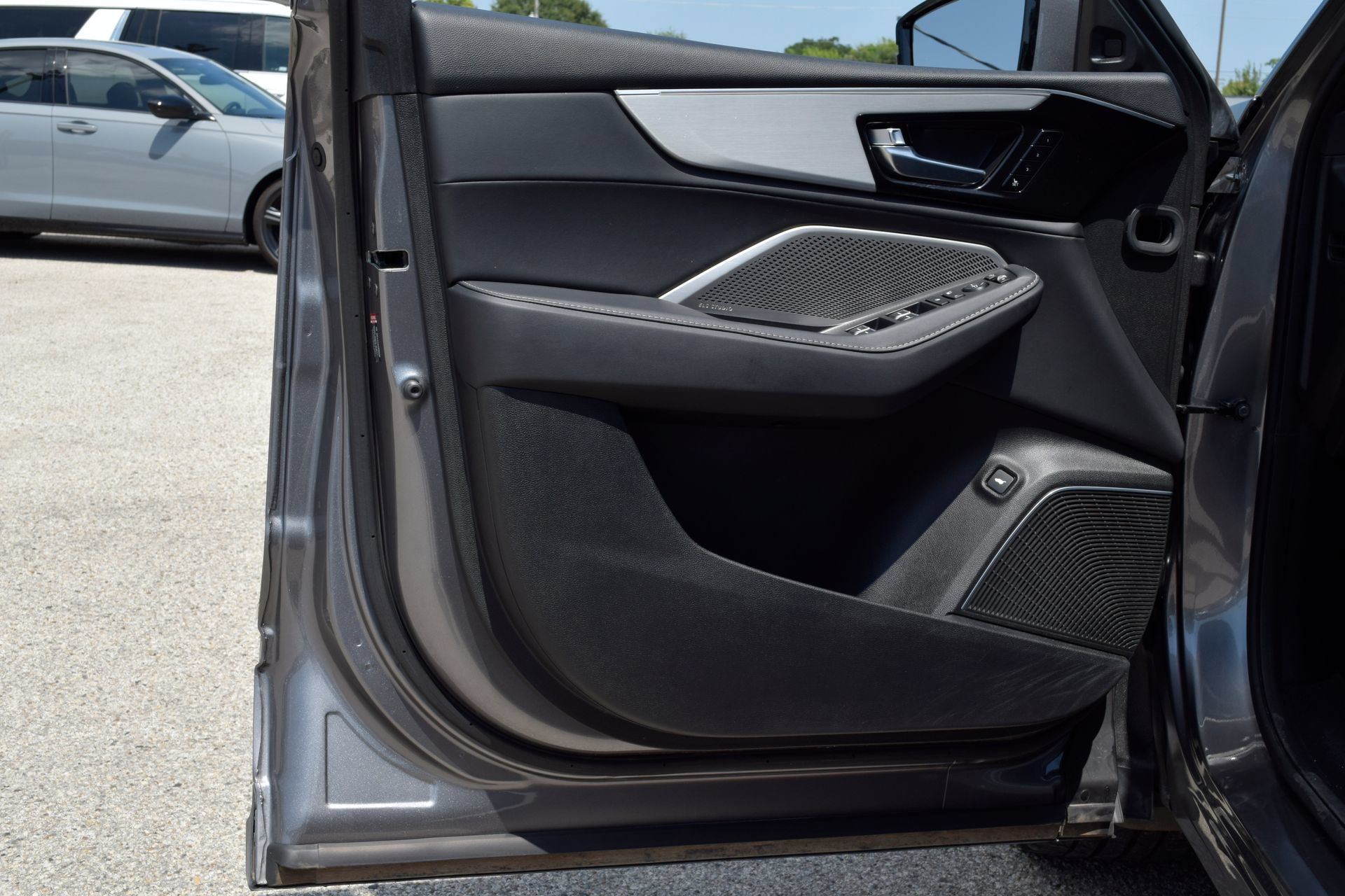 Used 2023 Acura MDX w/ Technology Package FWD image 19