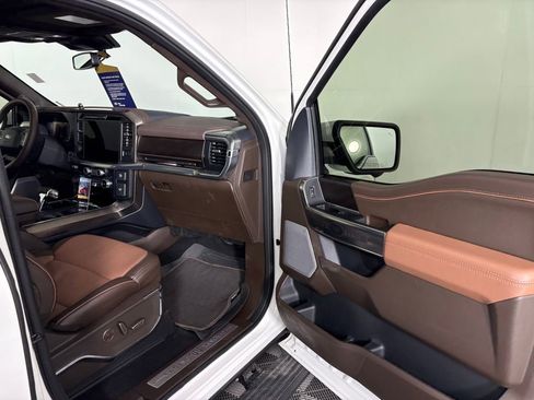 Used 2025 Ford F150 King Ranch w/ FX4 Off-Road Package image 36