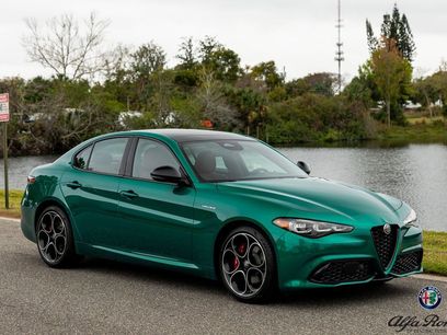 New 2025 Alfa Romeo Giulia w/ Veloce Package Rwd