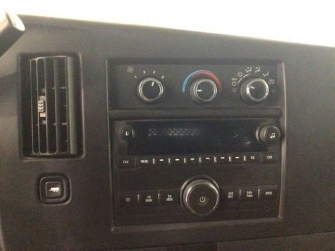 Used 2018 GMC Savana 2500 w/ Driver Convenience Package RWD image 14