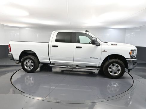 Used 2024 RAM 2500 Big Horn w/ Off Road Package AWD/4WD image 4