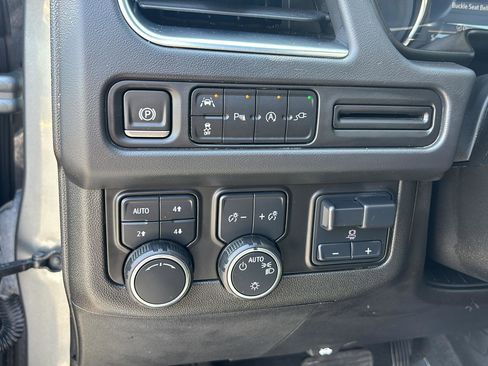 Used 2021 Chevrolet Tahoe LT w/ LT Signature Package AWD/4WD image 25