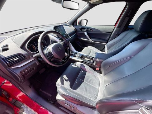 Used 2022 Mitsubishi Eclipse Cross SEL FWD image 11