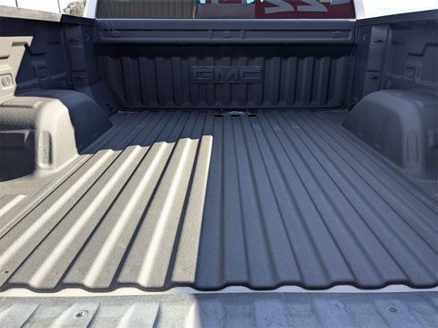 Used 2020 GMC Sierra 1500 SLT w/ SLT Premium Plus Package image 26