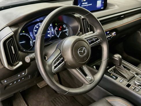 Used 2025 MAZDA CX-50 AWD 2.5 Hybrid w/ Premium Pkg image 18